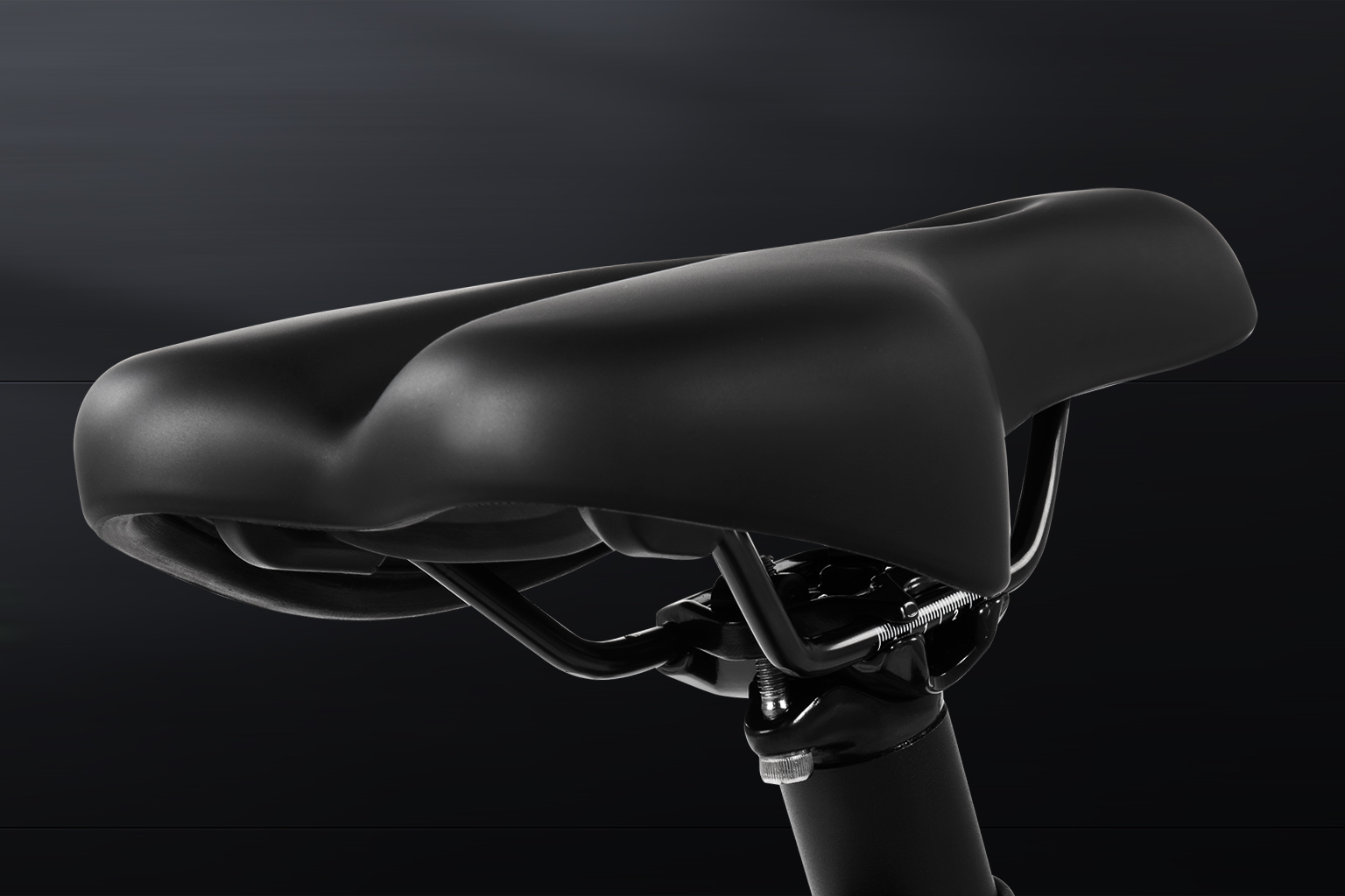 Ergonomic Saddle